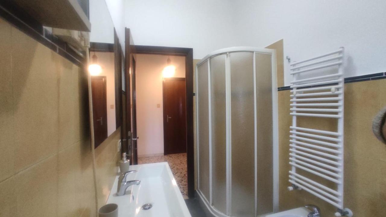 Lerici D'amare A 3 Min A Piedi Dalla San Terenzo